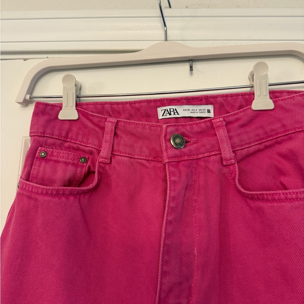 Zara Fuchsia High-Rise Jeans
